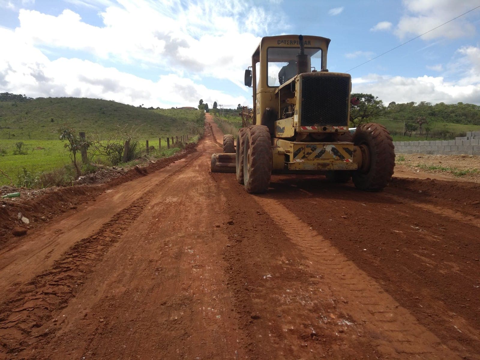 Reformada estrada vicinal no Núcleo Rural Alexandre Gusmão, em Ceilândia