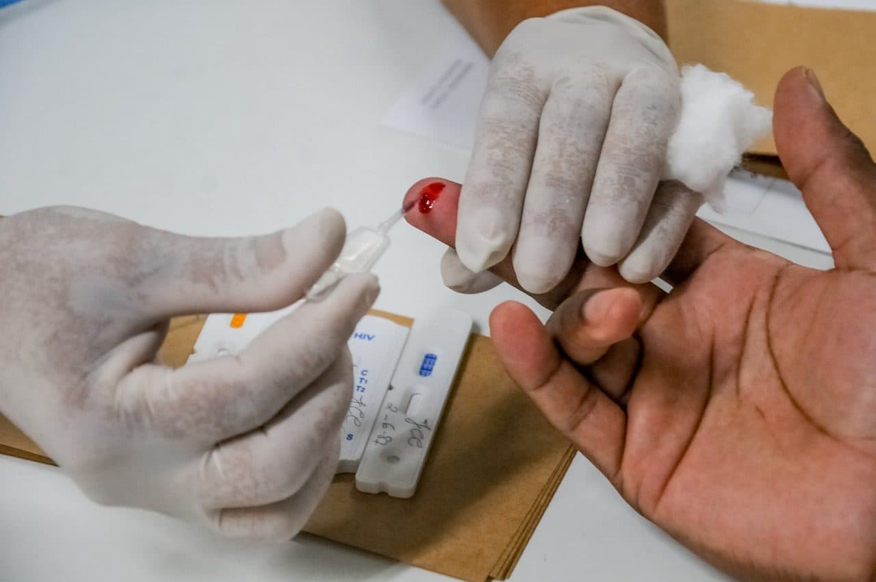 UBS promove ação contra HIV e câncer de pele