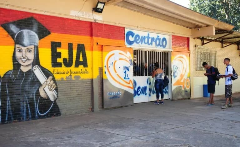 DF tem menor taxa de analfabetismo do país