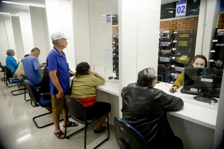 Farmácias de Alto Custo ampliam estrutura para atendimento presencial