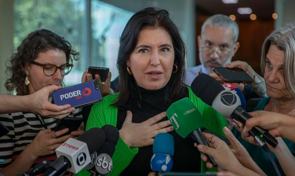 Simone Tebet anuncia redução de R$ 2,6 bilhões no orçamento da Fazenda