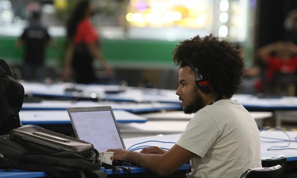 Serpro abre edital para ações de TI voltadas para mulheres