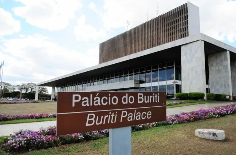 Interessados já podem negociar dívidas no Refis 2023