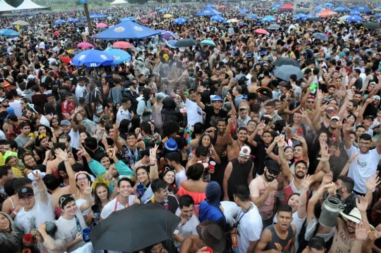 Trânsito sofrerá alterações durante o desfile dos blocos de Carnaval