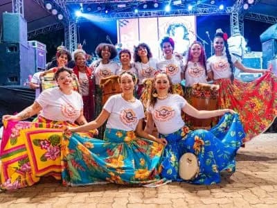 Fim de semana com festivais de música, feira, teatro e exposições