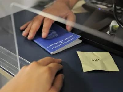 Taguatinga oferece mais de 100 vagas de emprego nesta terça (2)