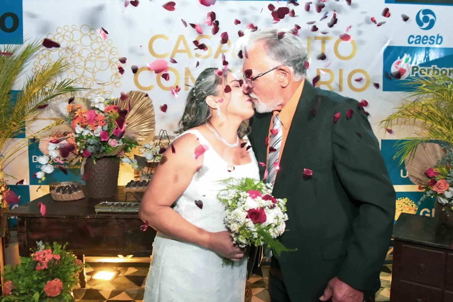 Casais inscritos no Casamento Comunitário participam de ensaio pré-nupcial