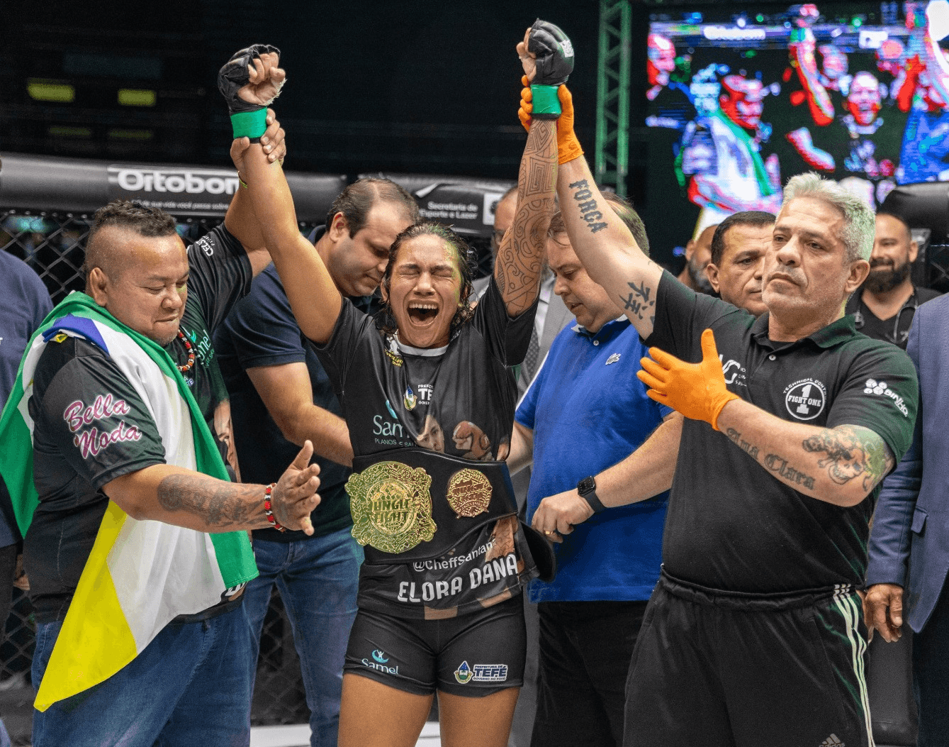 Evento de MMA recebe 10 mil pessoas e ajuda Rio Grande do Sul com doações