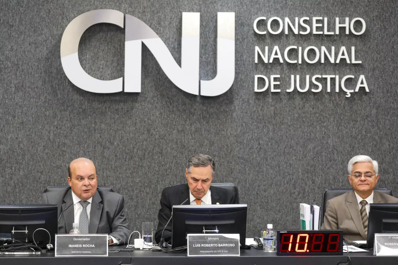 Acordo de cooperação técnica vai acelerar execuções fiscais no DF