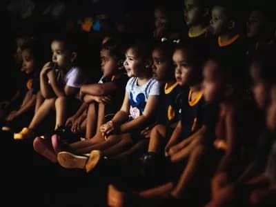 Fim de semana tem mostra de cinema francês, encontro de leitores e muita música