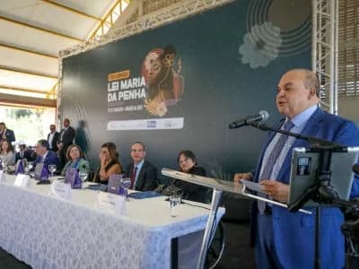 Governador Ibaneis Rocha enaltece Lei Maria da Penha e ações de enfrentamento à violência contra a mulher