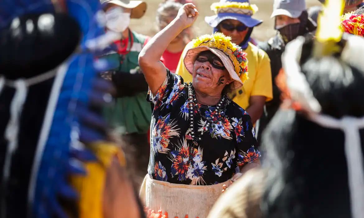 Missão de Direitos Humanos Visita Comunidades Guarani Atingidas por Conflitos no Paraná e Mato Grosso