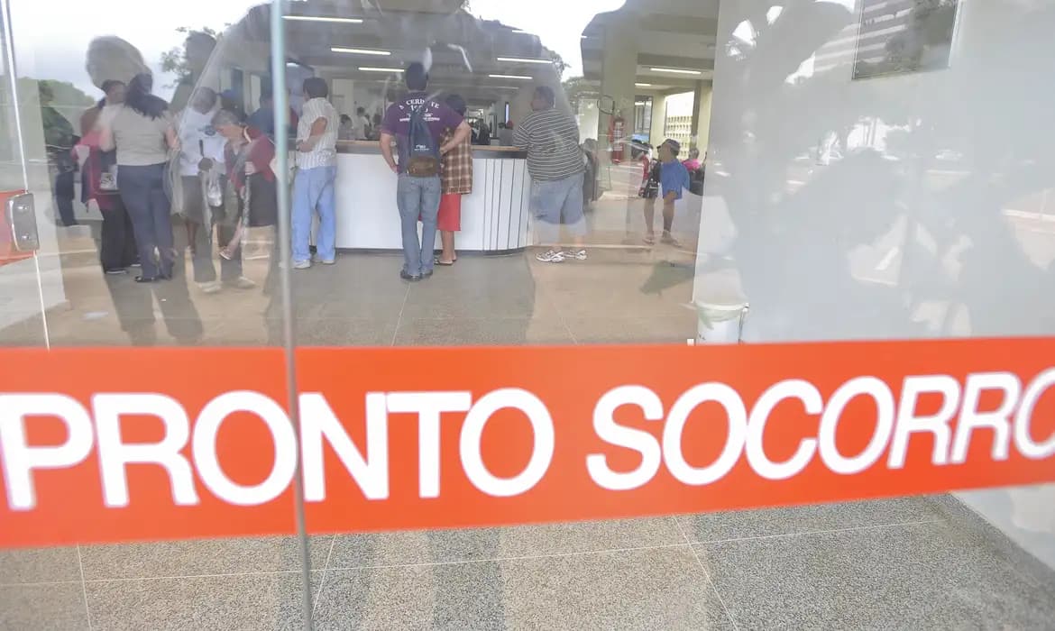 Queda em Consultas e Internações na Rede Privada, Mas Exames Aumentam