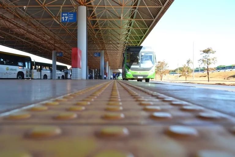 Obras no Terminal da Asa Sul: Mudanças no Embarque e Novo Piso para Conforto dos Usuários