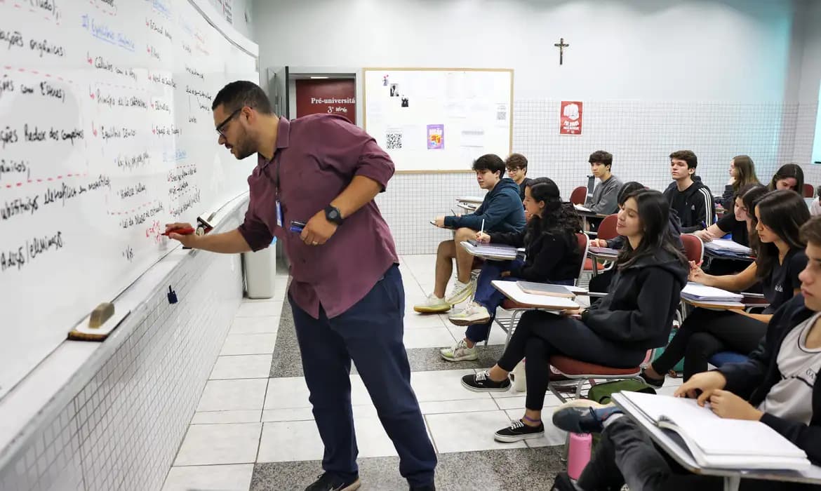 Enem 2024: Contagem regressiva para o primeiro dia de provas!