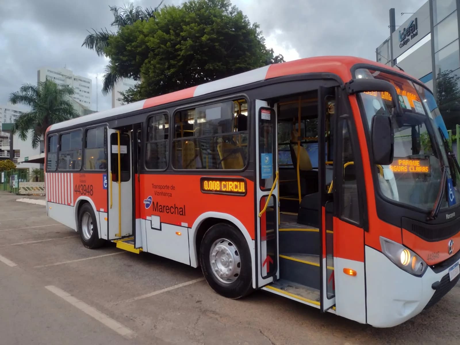 Nova linha de miniônibus “Zebrinha” conecta Pôr do Sol ao metrô de Ceilândia