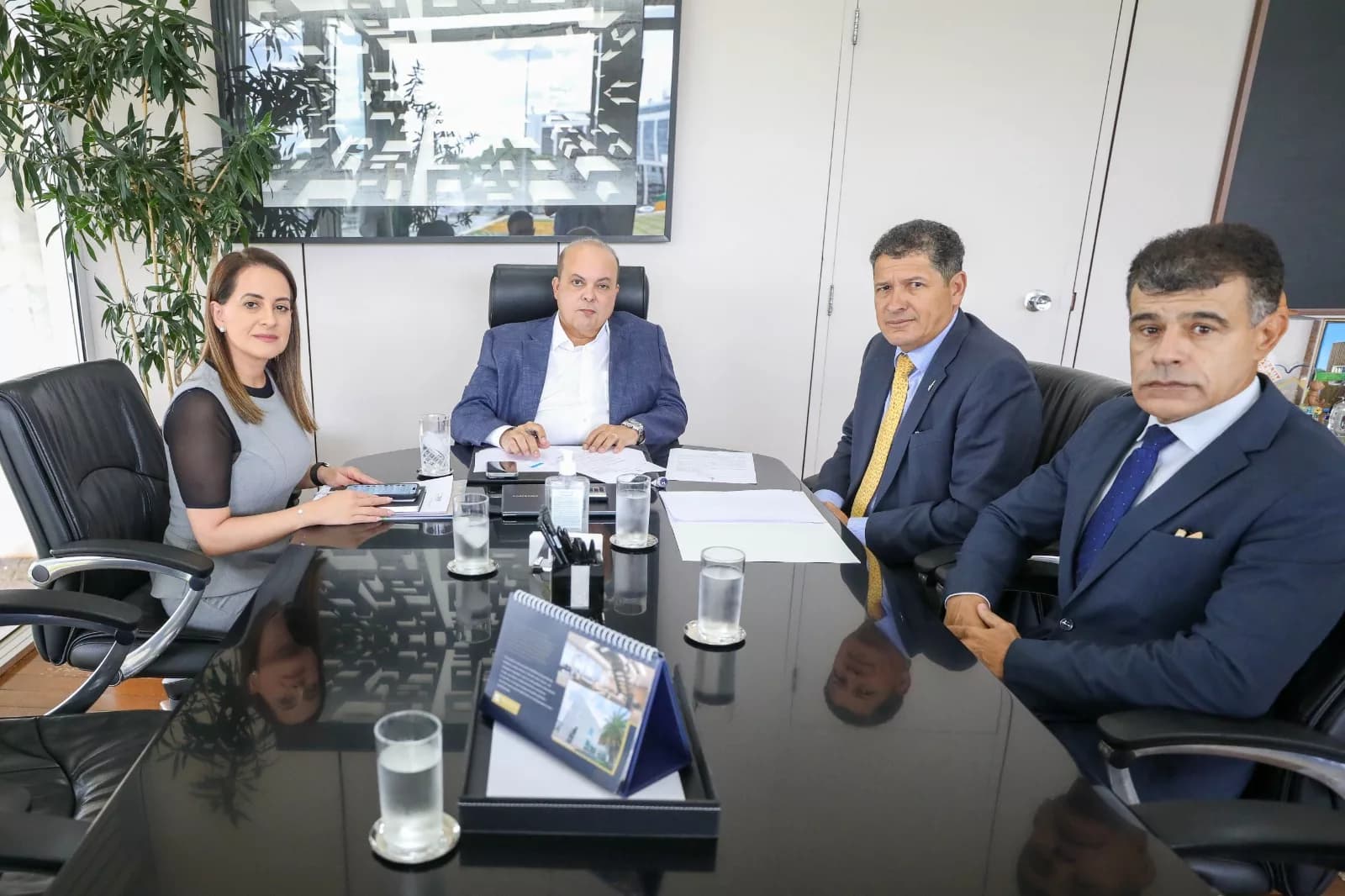 Governador Ibaneis Rocha cria Divisão de Combate ao Extremismo Violento na Polícia Civil