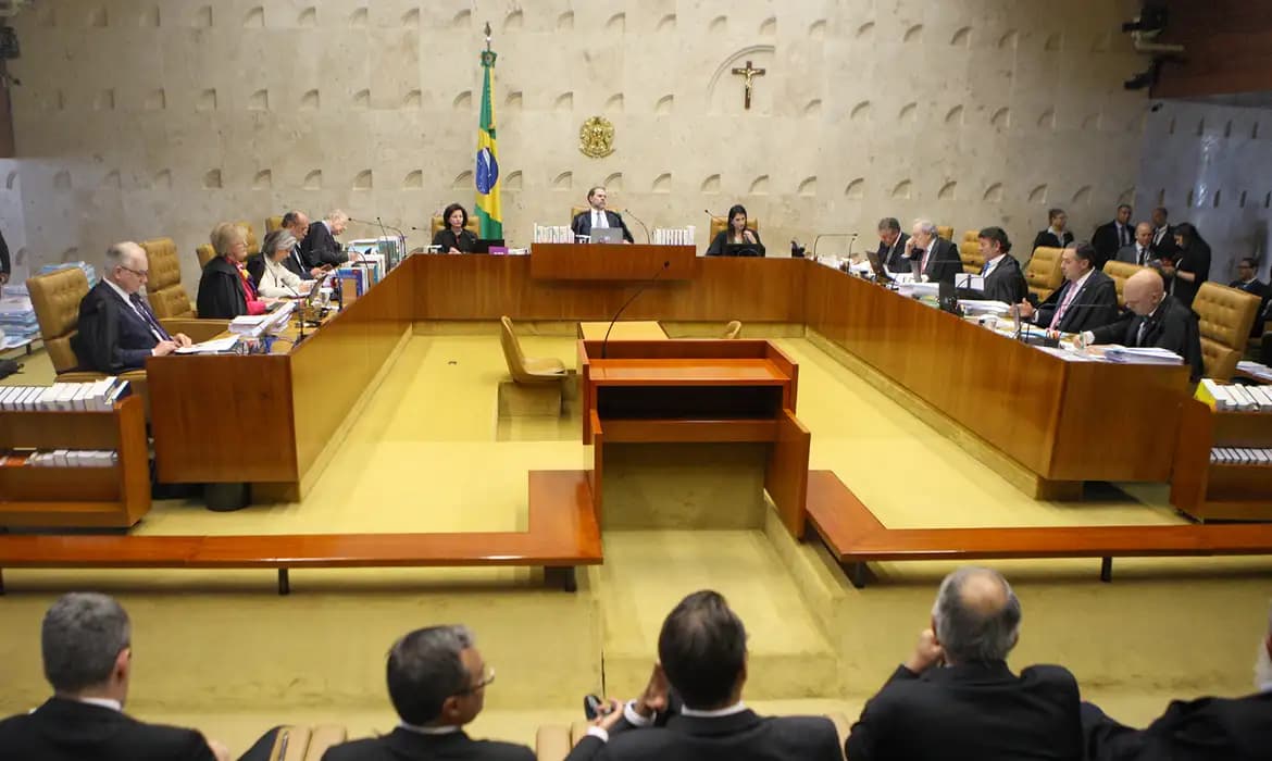 STF decide pela manutenção de símbolos religiosos em órgãos públicos