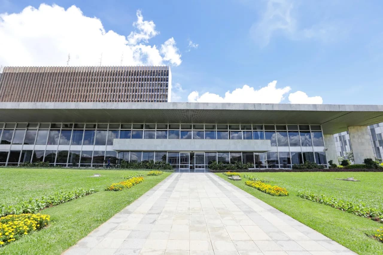 Programa DF Superior ampliará oportunidades de educação para servidores do GDF