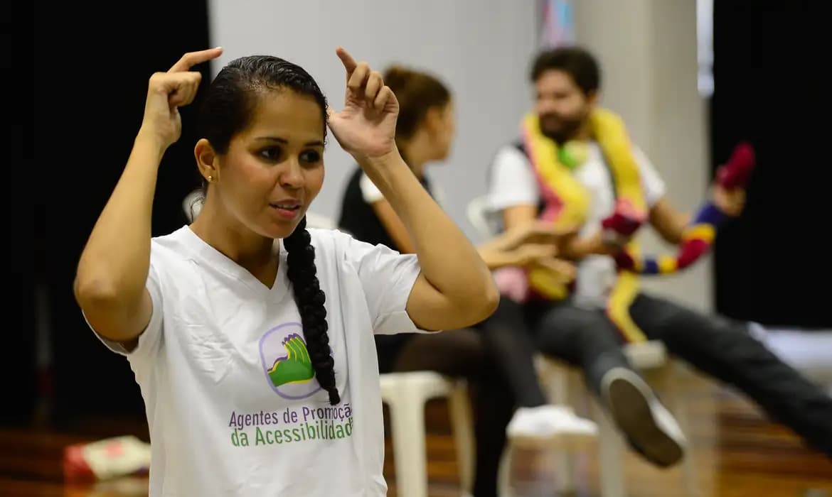 Inclusão de pessoas com deficiência: Um marco no Dia Internacional da Pessoa com Deficiência