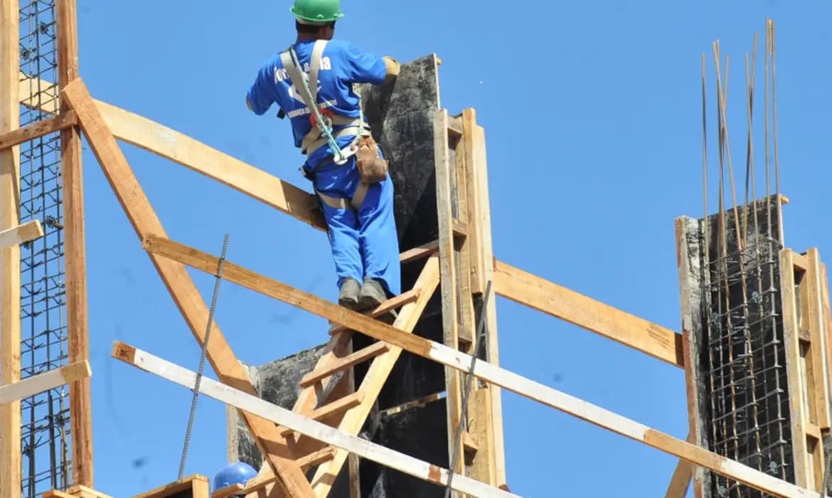 Setor da construção civil cresce 4,1% em 2024 e projeta alta em 2025