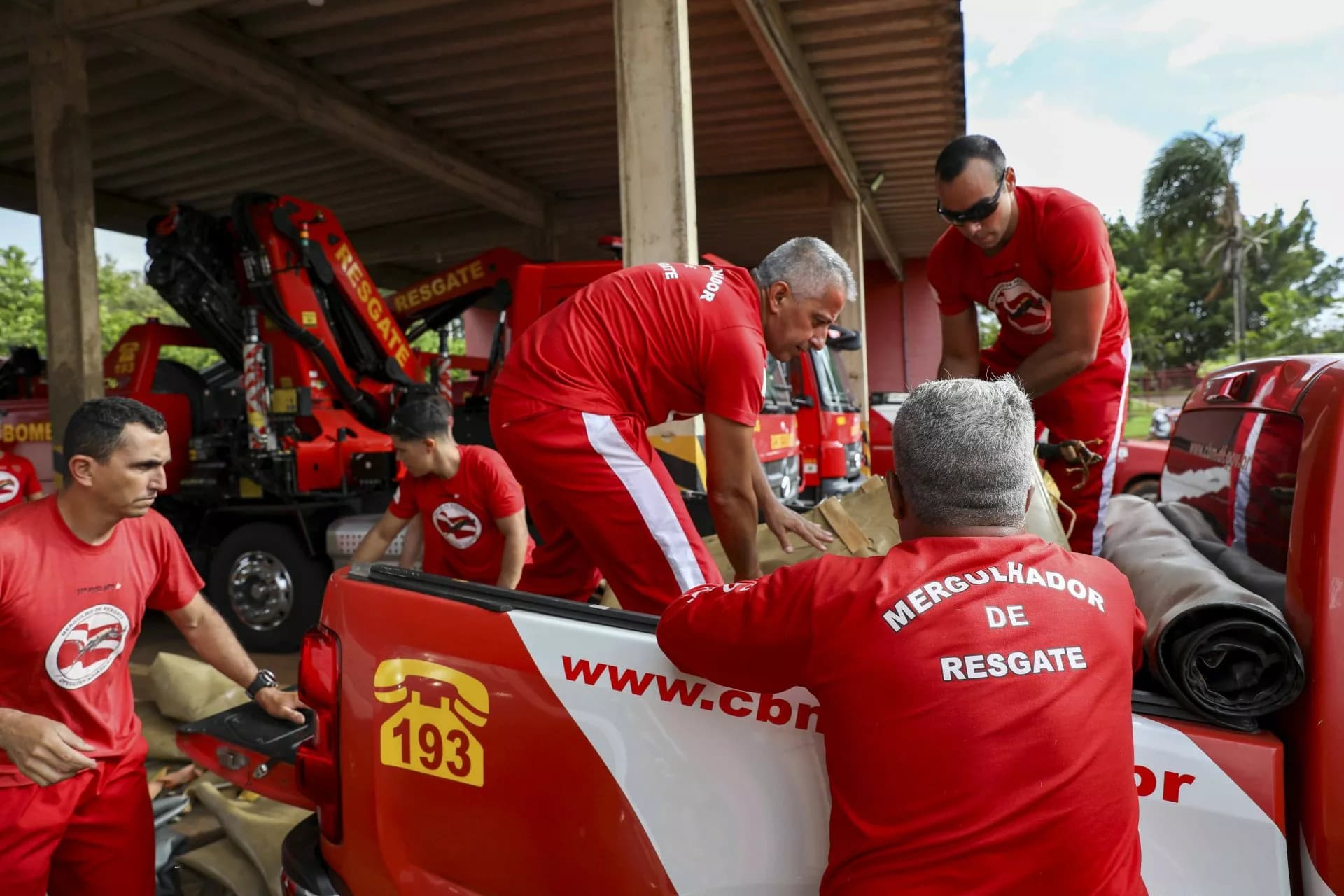 Bombeiros do DF enviados para resgate no Maranhão após queda de ponte