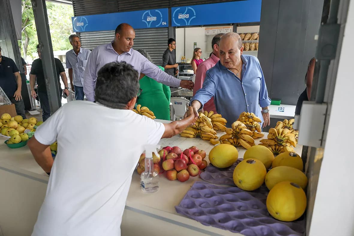 Quiosques do Palácio do Buriti são reformados e entregues a comerciantes