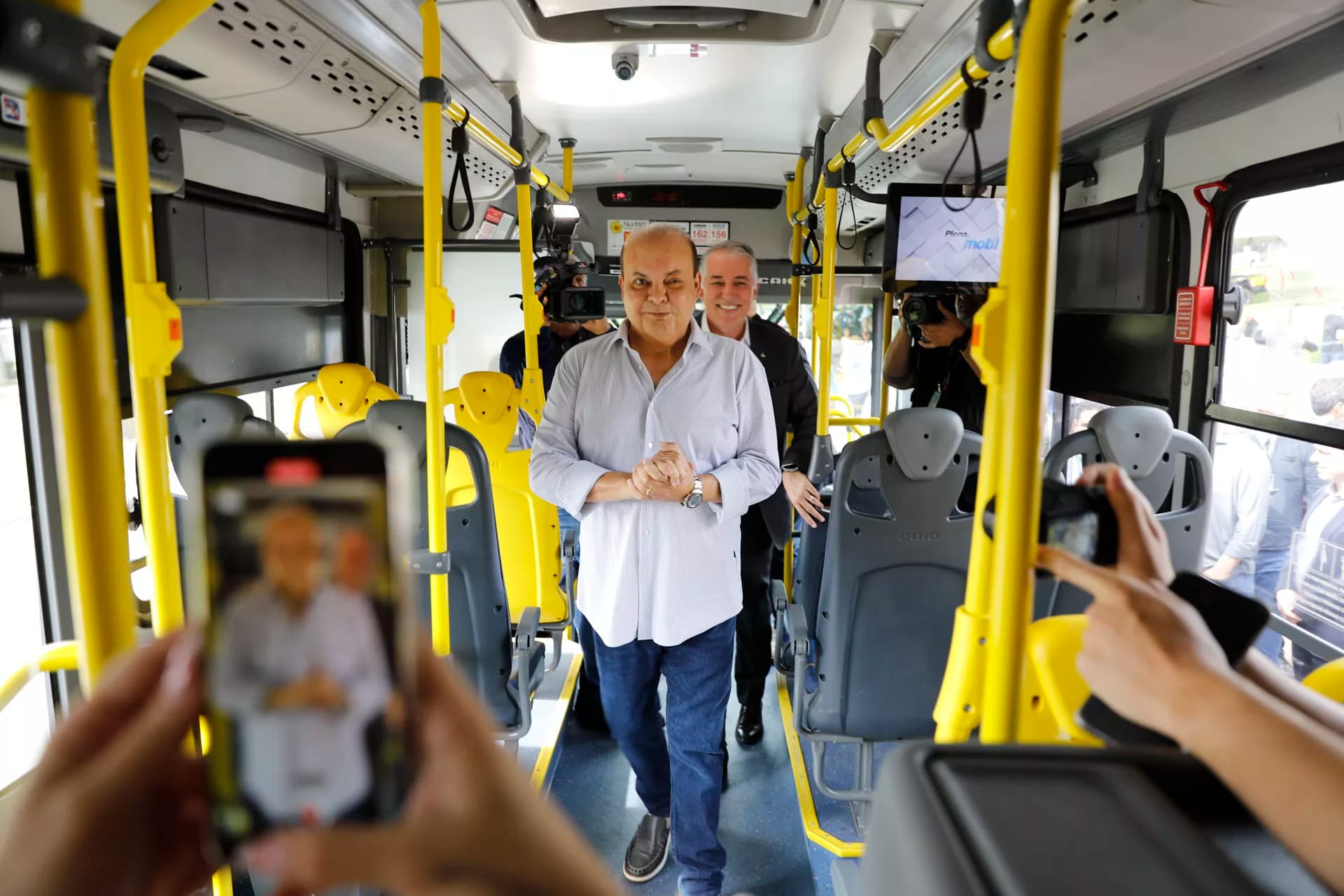 Transporte coletivo do DF avança com entrega de 90 novos ônibus e expansão do BRT