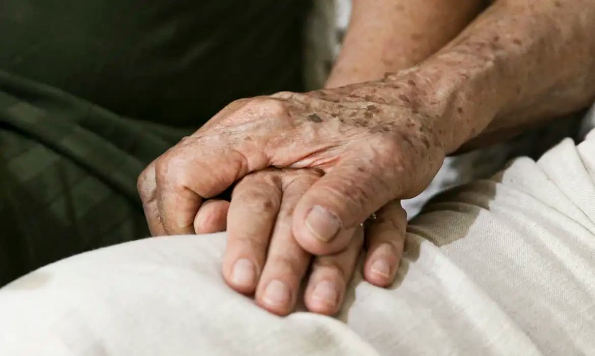 Avanços na medicina abrem nova era no combate ao Alzheimer