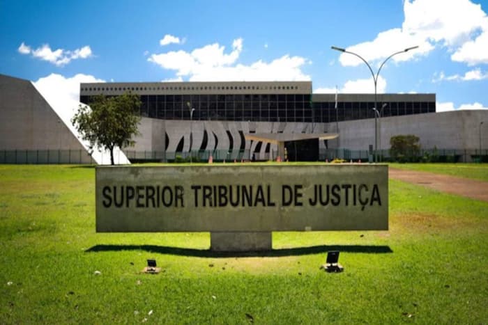 STJ lança inteligência artificial para otimizar decisões judiciais