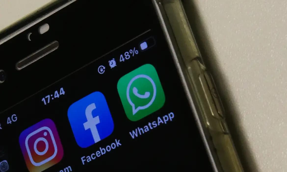 Estudo aponta redes sociais da Meta como facilitadoras de golpes financeiros
