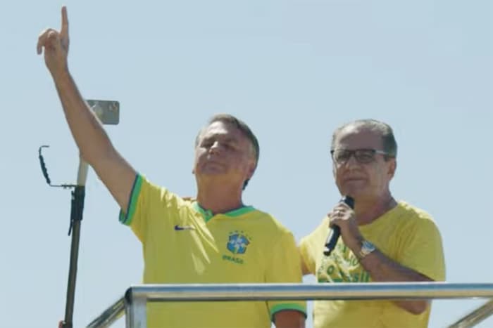 Bolsonaro convoca manifestação em Brasília pela anistia dos condenados do 8 de Janeiro