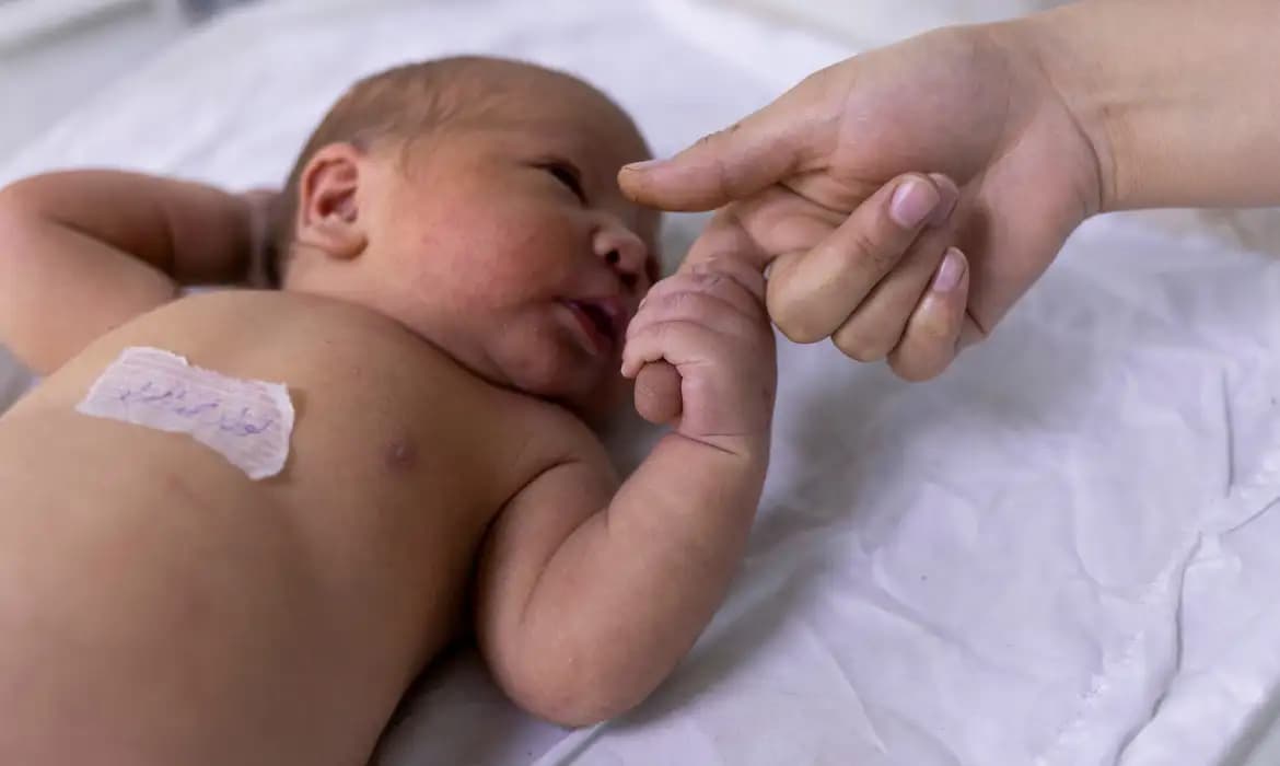 Brasil registra menor número de nascimentos em quase 50 anos