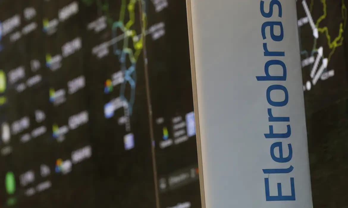 Eletrobras tem prejuízo de R$ 81 milhões no 1º trimestre