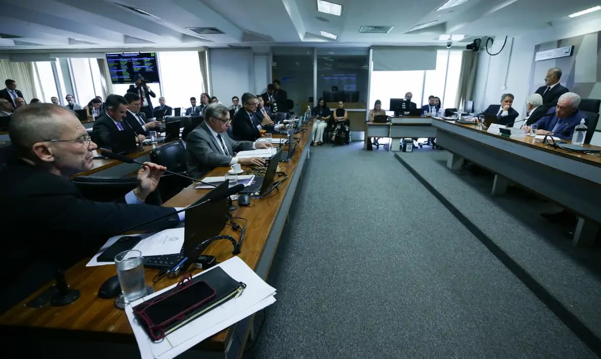 Senado suspende demarcação de terras indígenas em SC