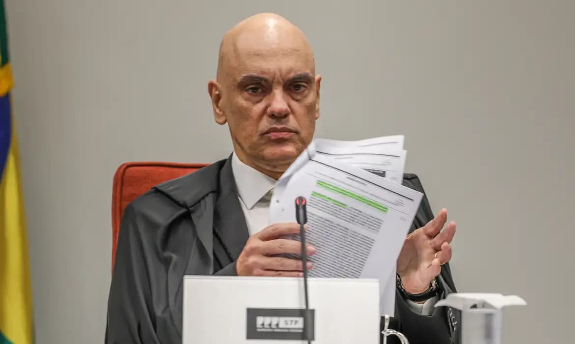 Abin Paralela: PF aponta erro em espionagem de homônimo de Moraes