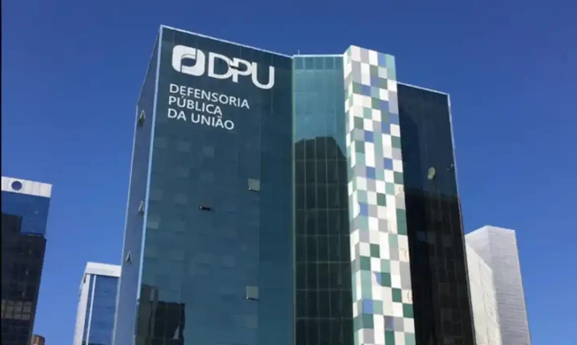 Alerta da DPU: Golpes usam nome do órgão para extorsão