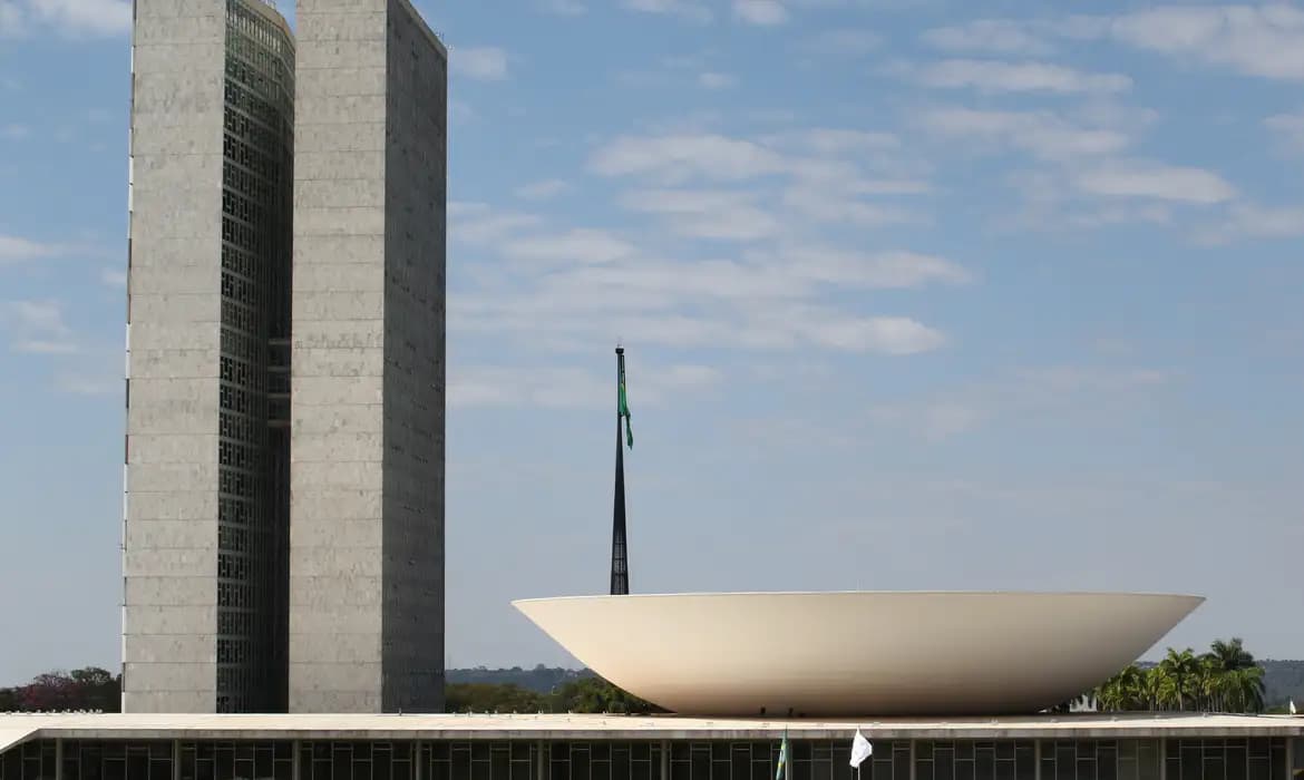 Câmara aprova cancelamento digital da contribuição sindical