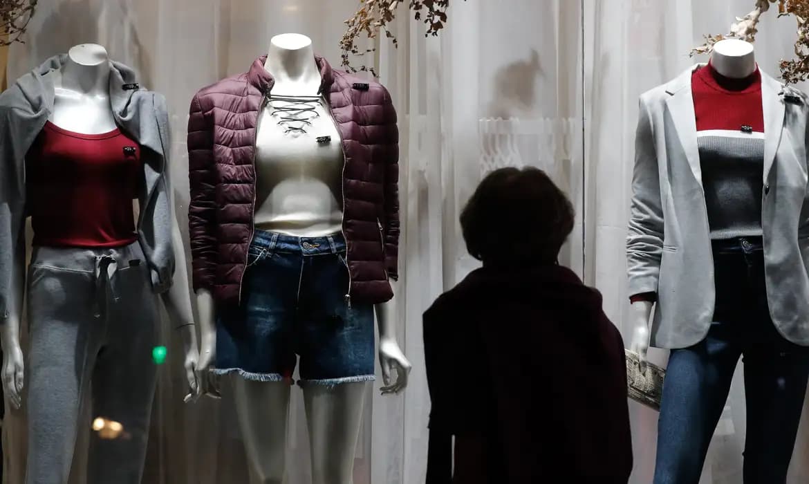 Dia dos Namorados: vendas em SP devem crescer 5%, mas abaixo das expectativas