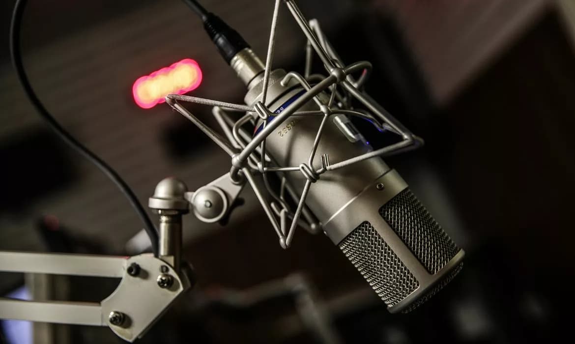 FM Noronha agora retransmite Rádio Nacional e integra rede pública de comunicação