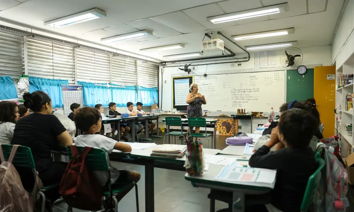 Último dia para adesão ao Enem dos Professores