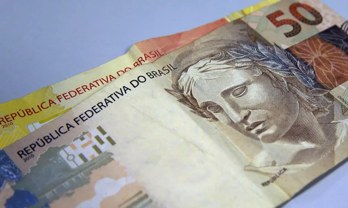 Abono salarial: Caixa libera saque para nascidos em setembro e outubro