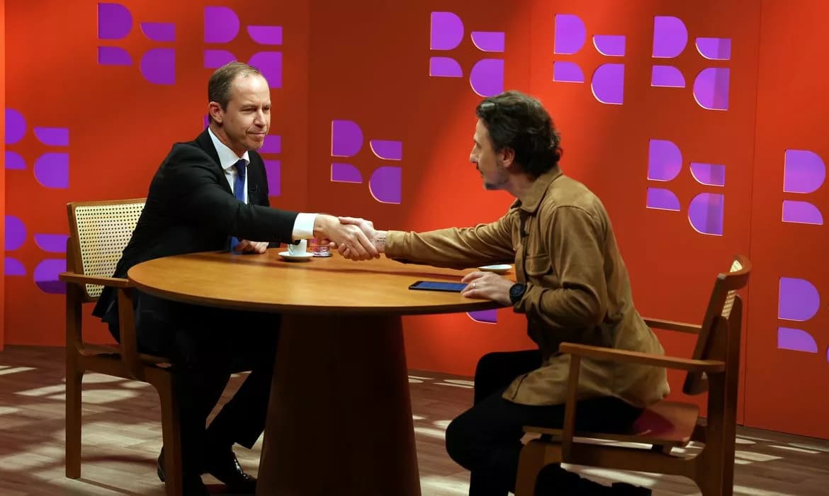 Cappelli revela bastidores do 8/1 em entrevista ao DR com Demori na TV Brasil