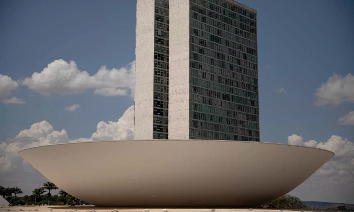 Câmara endurece progressão de pena para homicídio de agentes de segurança