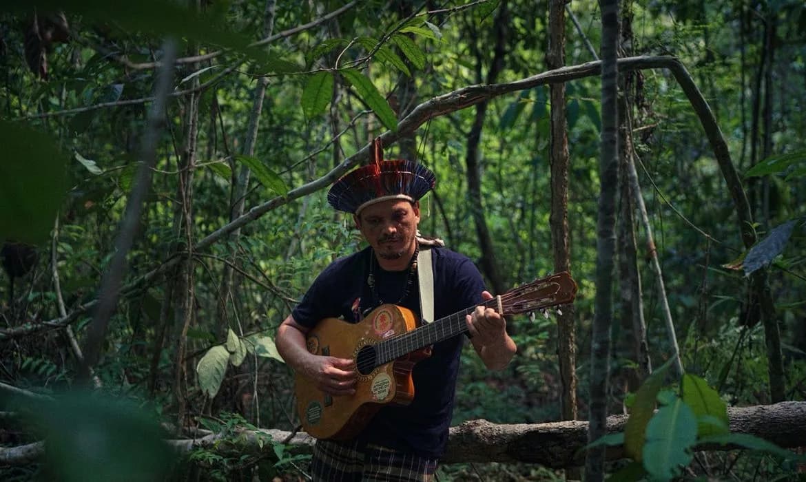 Cuiabá: Festival de Cinema Decolonializa Amazônia e Homenageia Cineasta da Selva