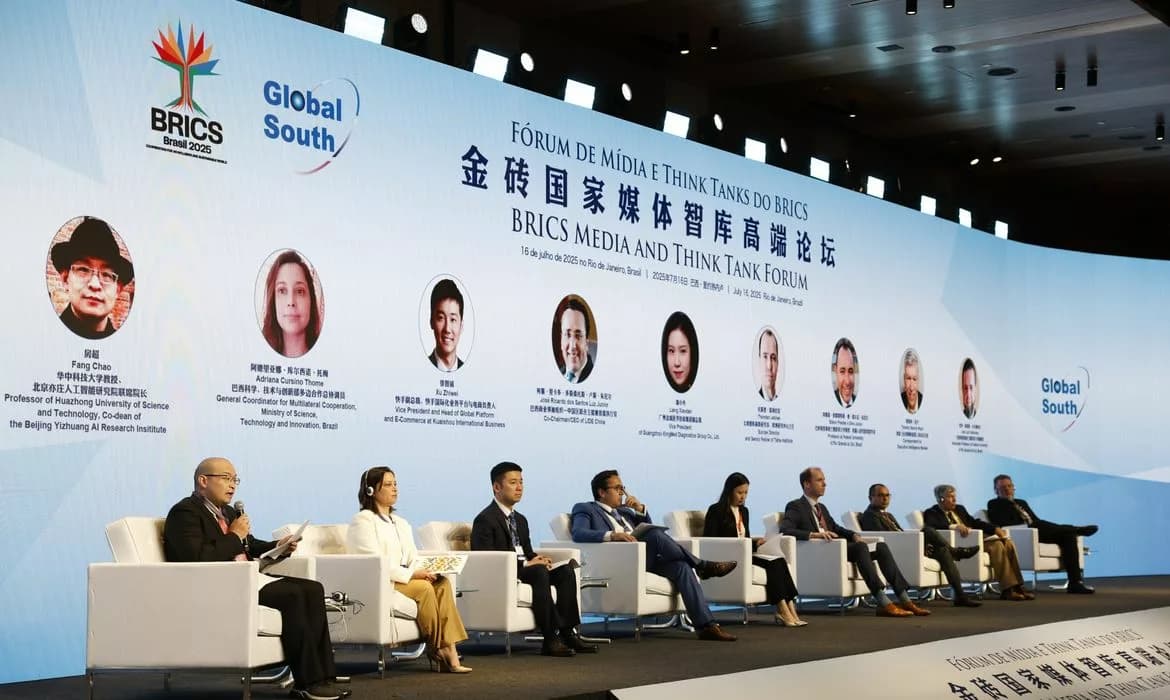 Fórum do Brics debate instituto de IA e futuro da comunicação