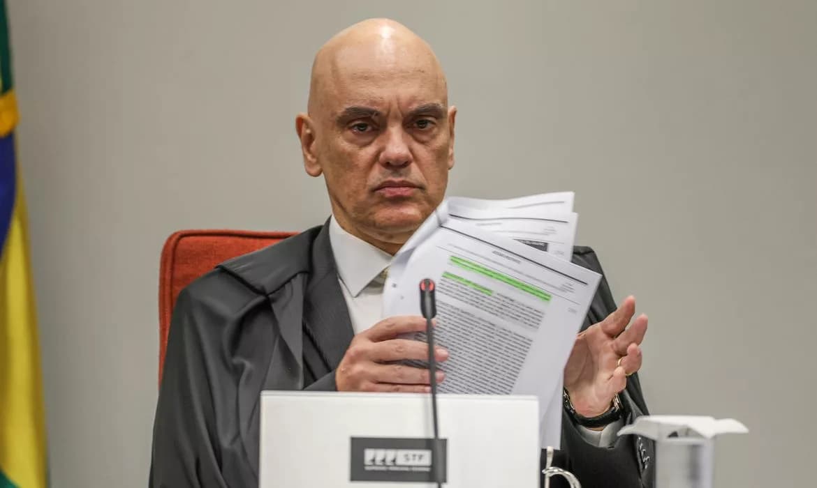 Moraes relata ação do PSOL no STF contra derrubada de decreto sobre o IOF