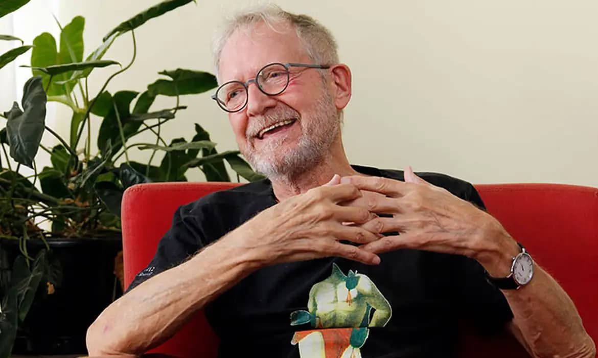 Morre Jean-Claude Bernardet, referência do cinema brasileiro