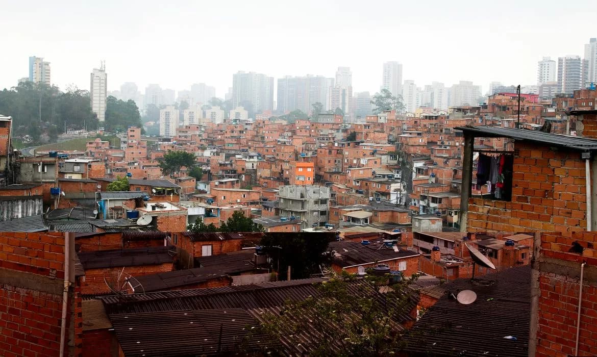 MP denuncia 4 PMs por execução de jovem rendido em Paraisópolis