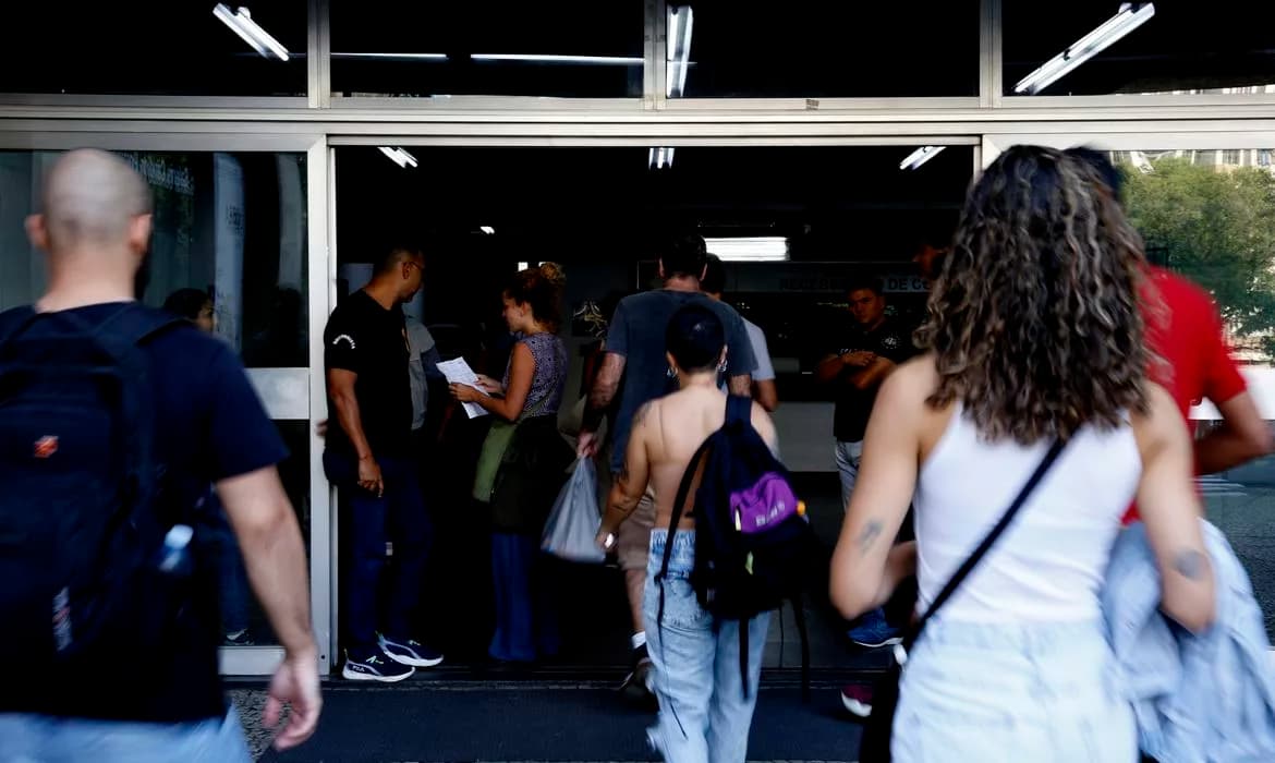 MPF pede suspensão do CNU 2025 por falhas nas cotas raciais